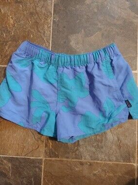 Patagonia Barely Baggies Shorts Size Small
